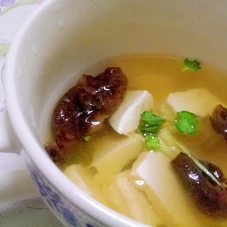 豆腐と椎茸のスープ